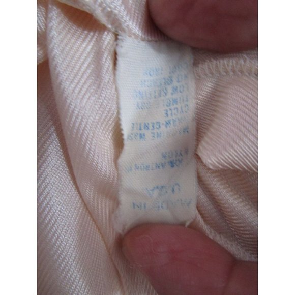 Vintage Henson Kickernick Blush Bed Jacket Tan Lace Sz. Small EUC USA Made - Picture 10 of 11